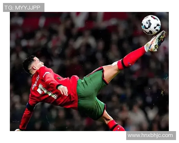 足坛巨星风云录：解析世界足球明星的辉煌成就与传奇故事